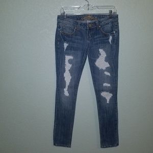 Almost Famous destroyed skinny jeans